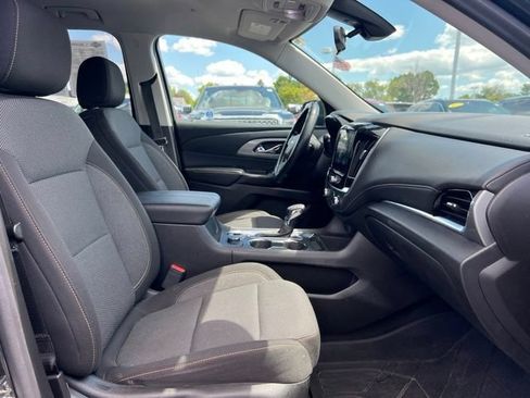 Used 2021 Chevrolet Traverse LT w/ LPO, Floor Liner Package AWD/4WD image 10
