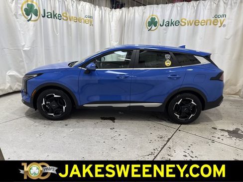 Used 2026 Kia Sportage EX FWD image 6