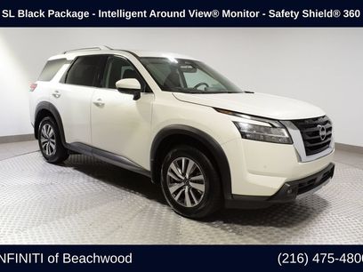 Used 2023 Nissan Pathfinder SL w/ Lighting Package (N92)