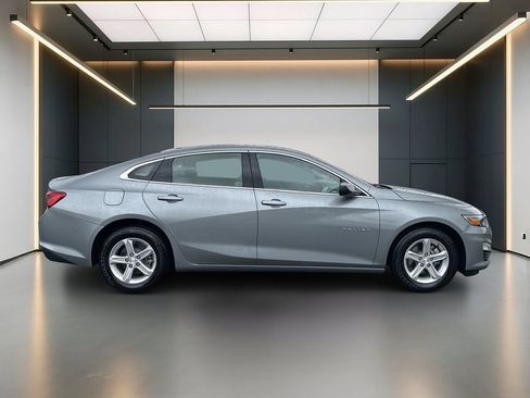 Used 2024 Chevrolet Malibu LS FWD image 7