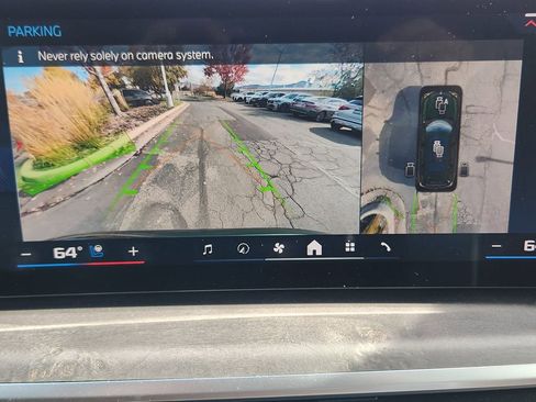 New 2025 BMW X7 M60i image 26