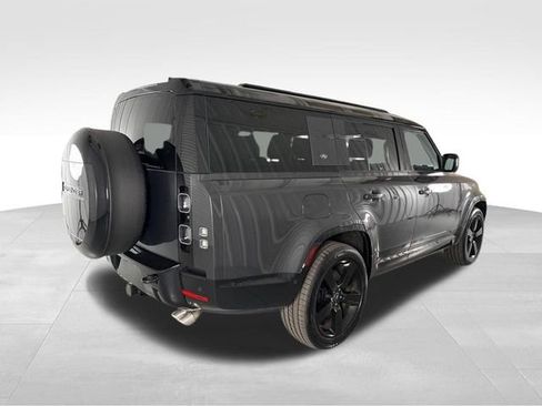 Used 2024 Land Rover Defender 130 V8 image 7