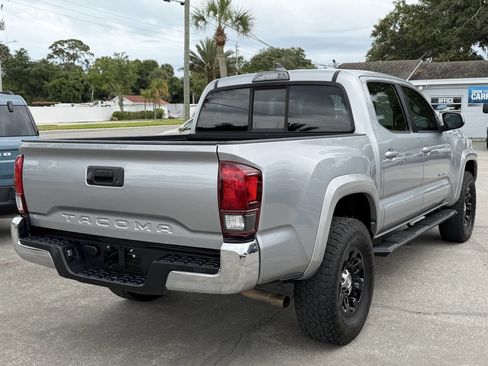 Used 2019 Toyota Tacoma SR5 w/ SR5 Appearance Package (SM) RWD image 8