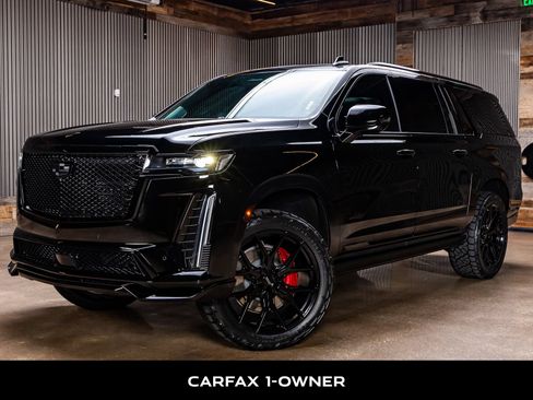 Used 2023 Cadillac Escalade ESV V AWD/4WD image 5