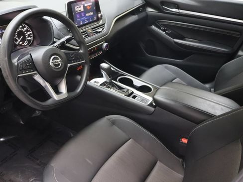 Used 2021 Nissan Altima 2.5 SV AWD/4WD image 17