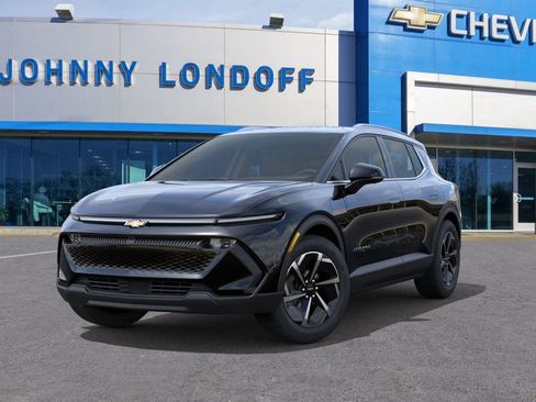 New 2026 Chevrolet Equinox EV LT image 6