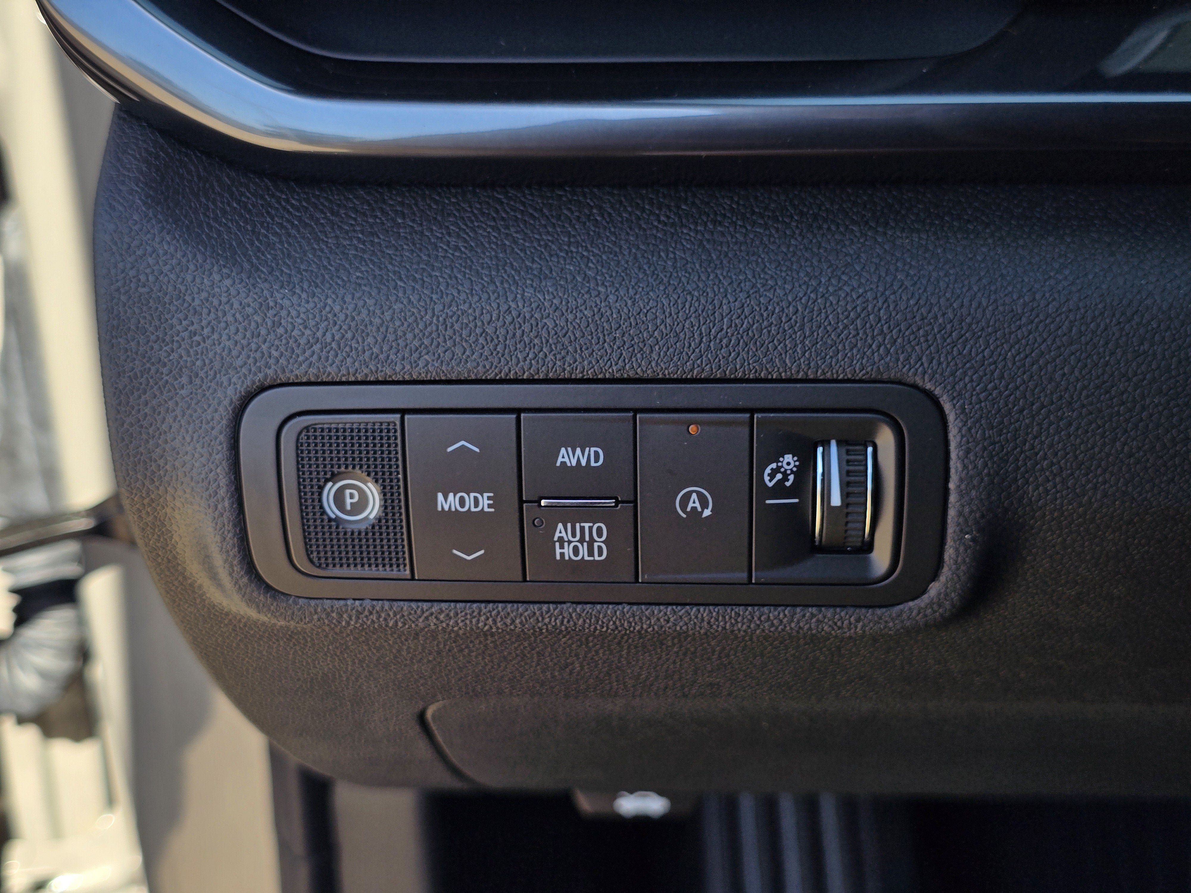 New 2027 GMC Terrain AT4 w/ Technology Package II AWD/4WD image 21