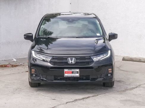 New 2026 Honda Odyssey Touring image 2