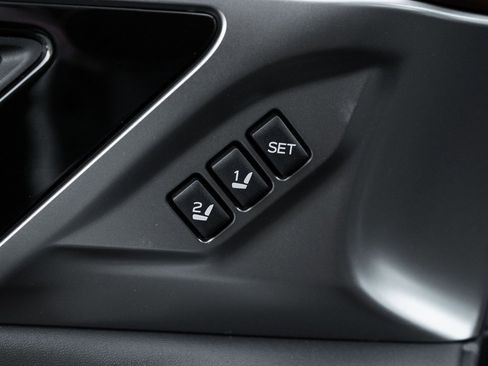 Used 2020 Subaru Outback Touring image 15