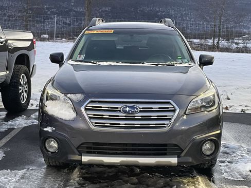 Used 2016 Subaru Outback 2.5i Limited image 7
