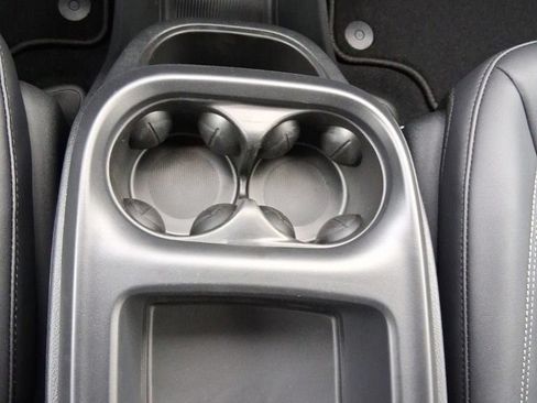 New 2026 Chrysler Pacifica Select FWD image 46