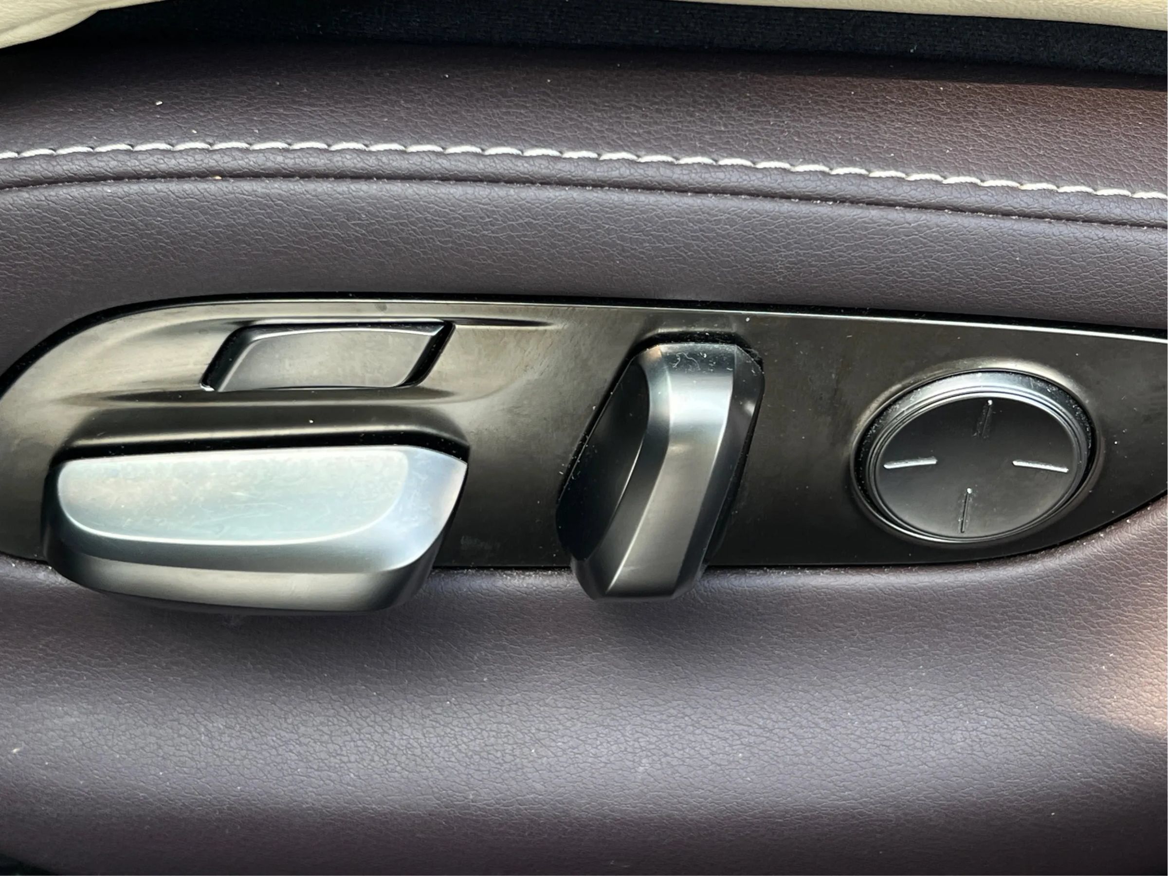 Used 2018 Lexus LS 500 w/ Luxury Package RWD image 56