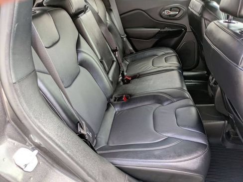 Certified 2023 Jeep Cherokee Altitude Lux w/ Mopar Interior Package AWD/4WD image 32