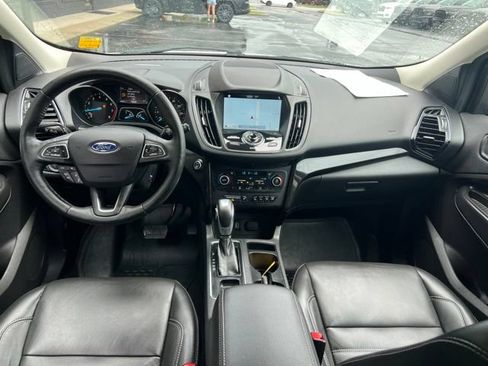 Used 2019 Ford Escape Titanium AWD/4WD image 20