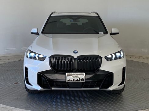 New 2026 BMW X5 xDrive50e w/ M Sport Package image 5