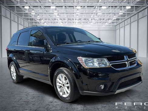 Used 2017 Dodge Journey SXT w/ Comfort/Convenience Group image 7
