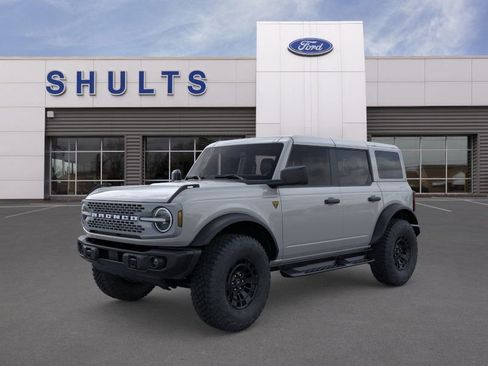 New 2026 Ford Bronco Badlands image 1