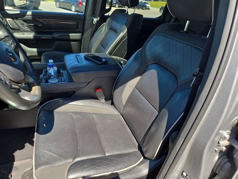 Used 2025 RAM 1500 Limited w/ Trailer Tow Group AWD/4WD image 4