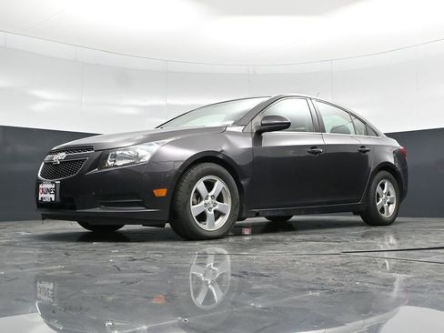 Used 2014 Chevrolet Cruze LT FWD image 42