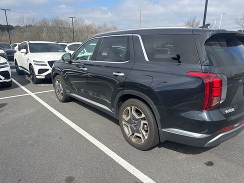 Used 2023 Hyundai Palisade Limited image 7