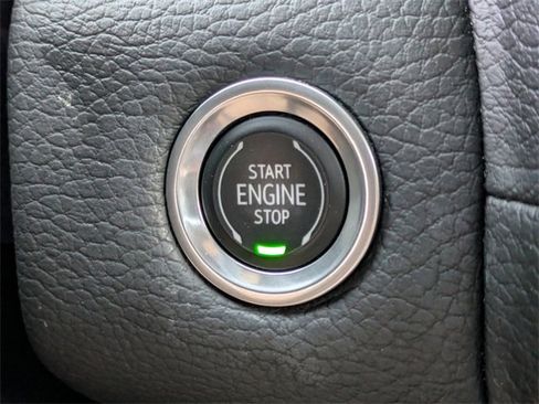 Used 2022 GMC Yukon Denali w/ Max Trailering Package image 33