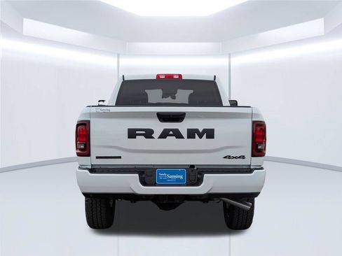 New 2026 RAM 2500 Big Horn AWD/4WD image 6