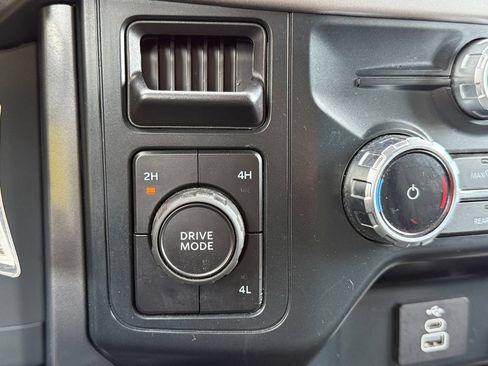 Used 2025 Ford F150 XLT w/ Equipment Group 301A Standard AWD/4WD image 18