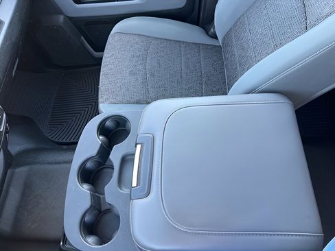 Used 2014 RAM 3500 SLT w/ Protection Group image 17