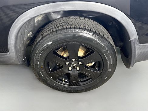Used 2017 Honda Ridgeline Black Edition image 37