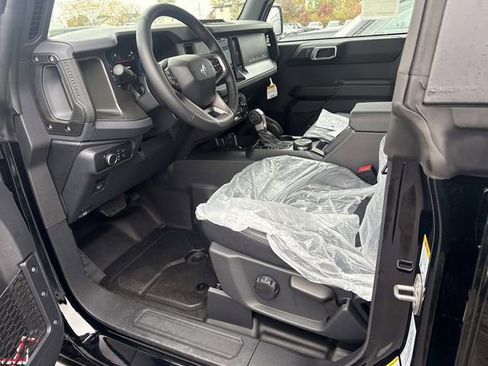 New 2025 Ford Bronco Big Bend w/ Black Diamond Package image 9