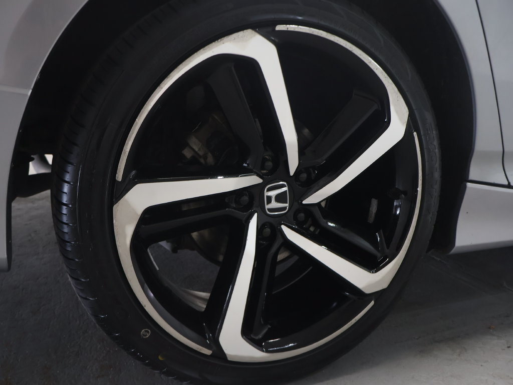 Used 2018 Honda Accord Sport image 32