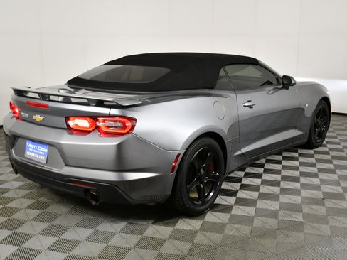 Used 2020 Chevrolet Camaro LT image 13