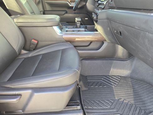 Used 2023 Chevrolet Silverado 1500 RST image 17