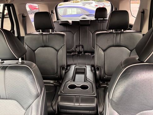 Used 2023 Honda Pilot Elite image 16