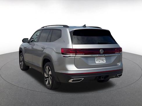 Used 2026 Volkswagen Atlas SE FWD image 9