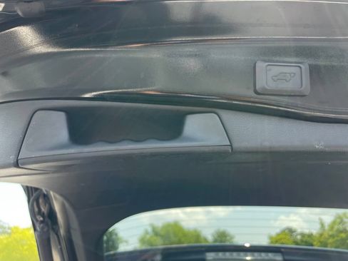 Used 2022 Toyota RAV4 XLE Premium FWD image 42