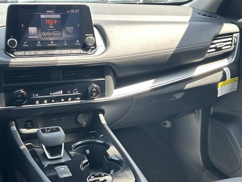 New 2026 Nissan Rogue SV AWD/4WD image 24