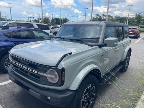 Used 2024 Ford Bronco Outer Banks AWD/4WD image 1