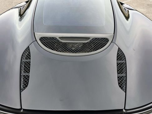 Used 2017 McLaren 570S image 48