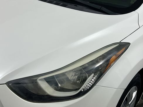 Used 2016 Hyundai Elantra SE image 11