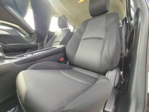 Used 2017 MAZDA MAZDA3 Sport FWD image 22