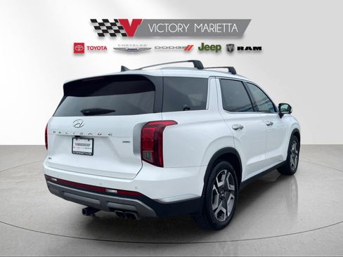 Used 2023 Hyundai Palisade SEL w/ Premium Package AWD/4WD image 5