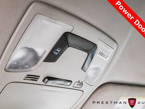 Used 2018 Toyota Sienna LE image 7