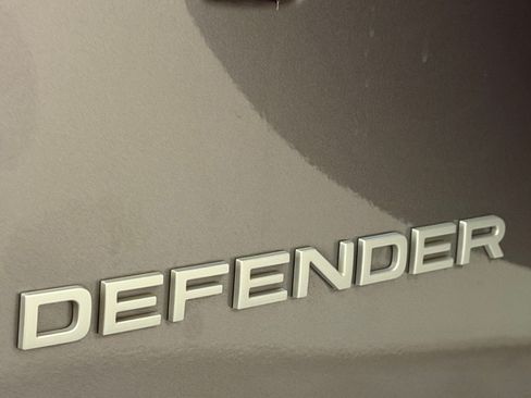 Used 2023 Land Rover Defender 110 S AWD/4WD image 30