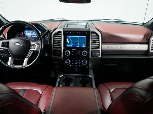 Used 2020 Ford F350 Platinum w/ Tremor Off-Road Package image 19