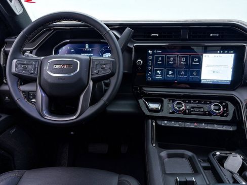 Used 2024 GMC Sierra 2500 AT4 w/ AT4 Premium Plus Package image 11