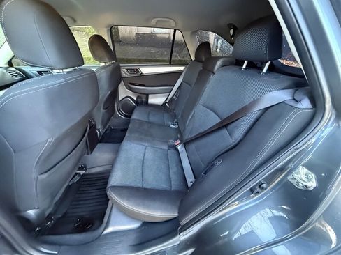 Used 2018 Subaru Outback 2.5i image 14