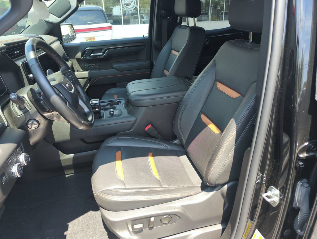 Used 2026 GMC Sierra 1500 AT4 w/ AT4 Premium Package AWD/4WD image 11