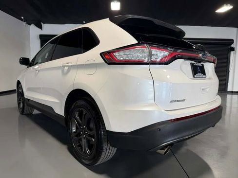 Used 2018 Ford Edge SEL w/ Equipment Group 201A FWD image 6