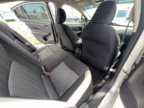 Used 2020 Nissan Versa SV image 15